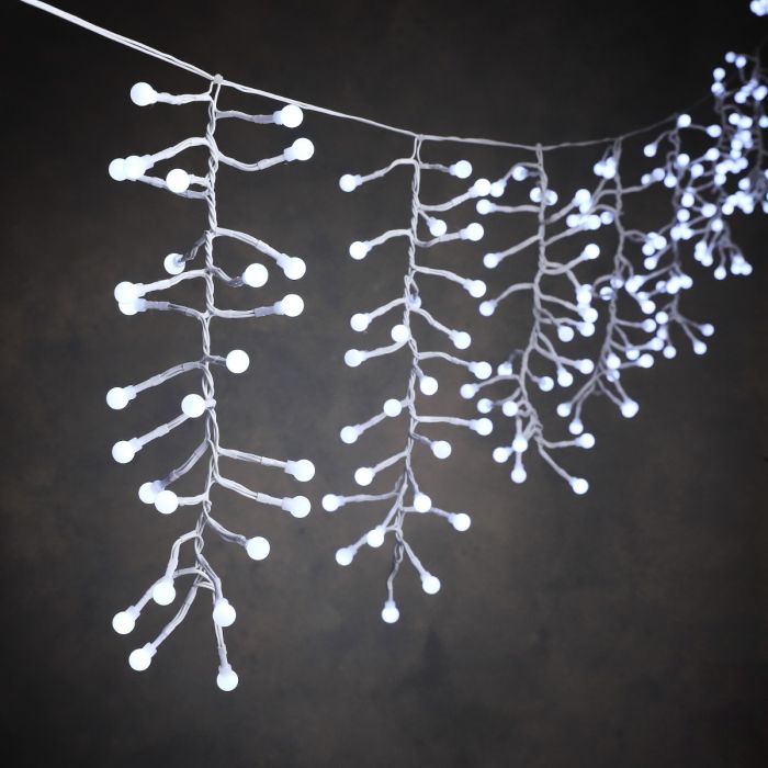 Lyskæde istapper 390 led-lys 420 cm lang