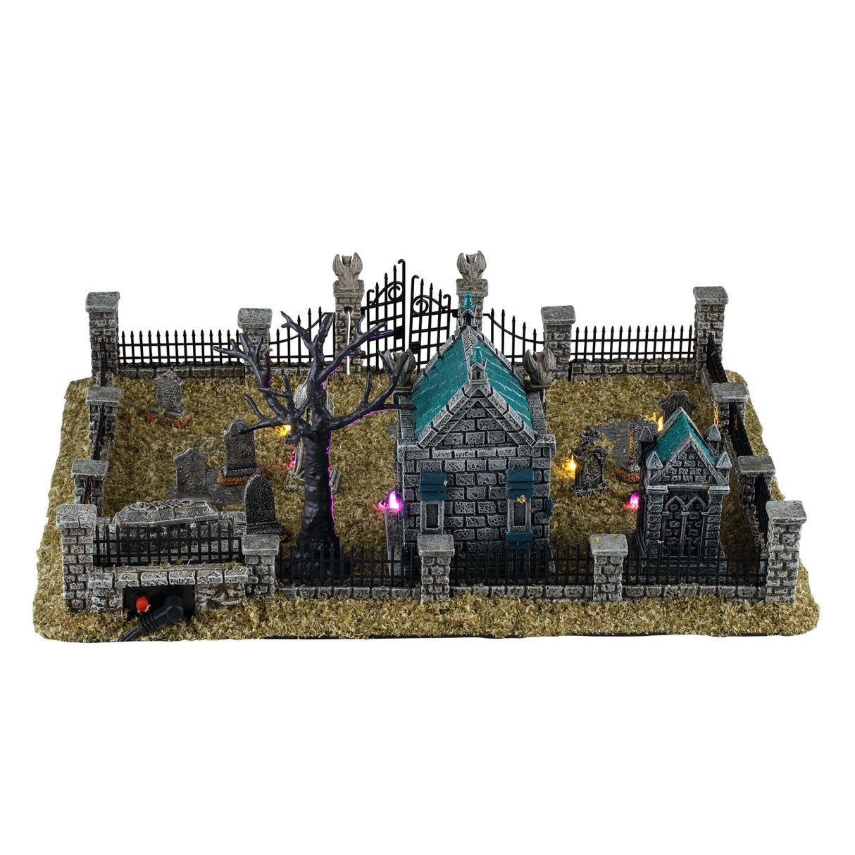 Misty Crypt Graveyard til Halloween pynt fra Lemax set fra bagsiden af