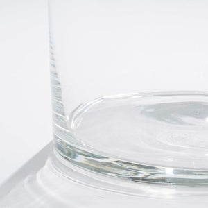 Bunden på Cylinder glasvase 25 cm høj 12 cm i dia