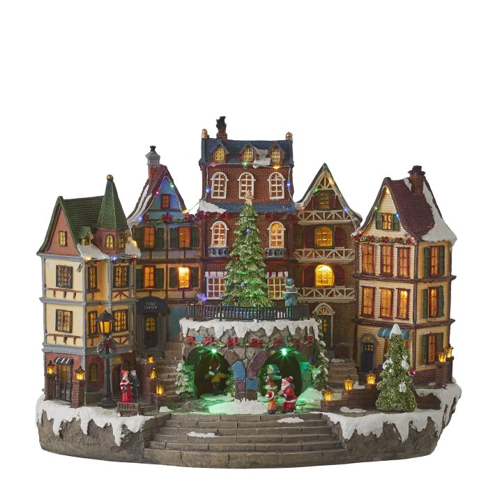 Stor juleby med juletræ