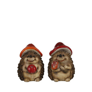 Pindsvin med svampehat og glade smil.