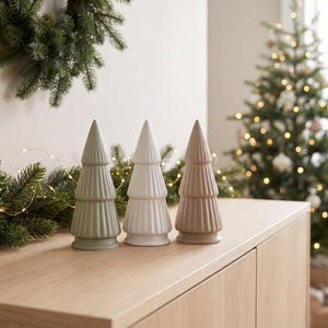 Juletre i porselen 17 cm høyt