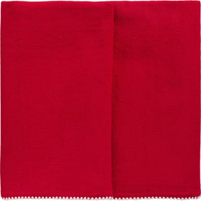 Dug Dagmar rød med hvide stikninger 150 cm x 250 cm fra Ib Laursen
