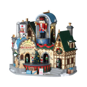 Ludwig's Wooden Nutcracker Factory til juleby fra Lemax