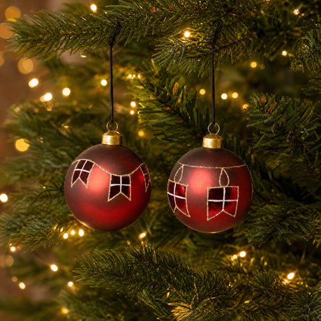 Julekule med flaggirlande